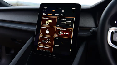 Used Polestar 2 - screen