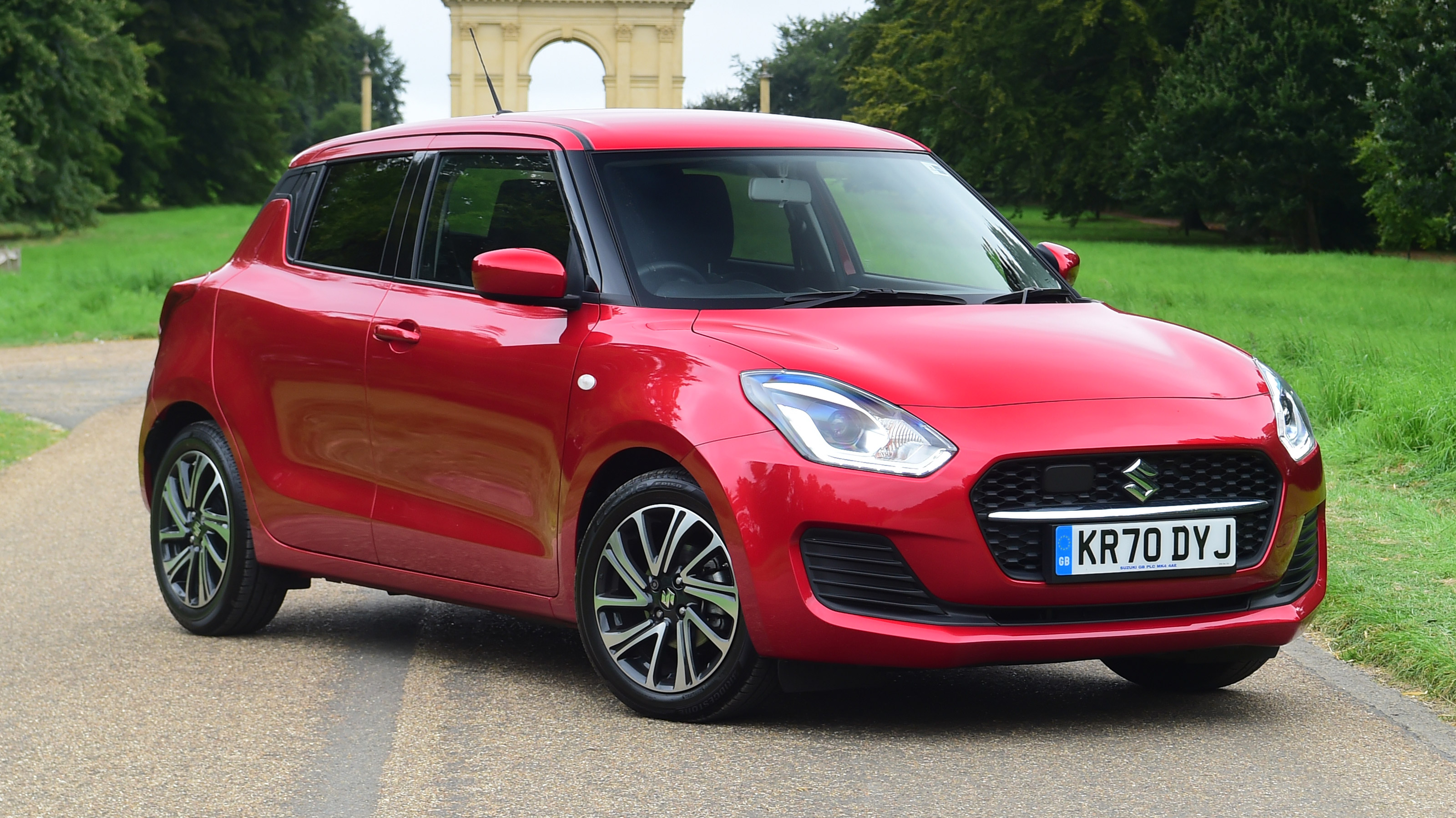 Used Suzuki Swift Mk7 - front 