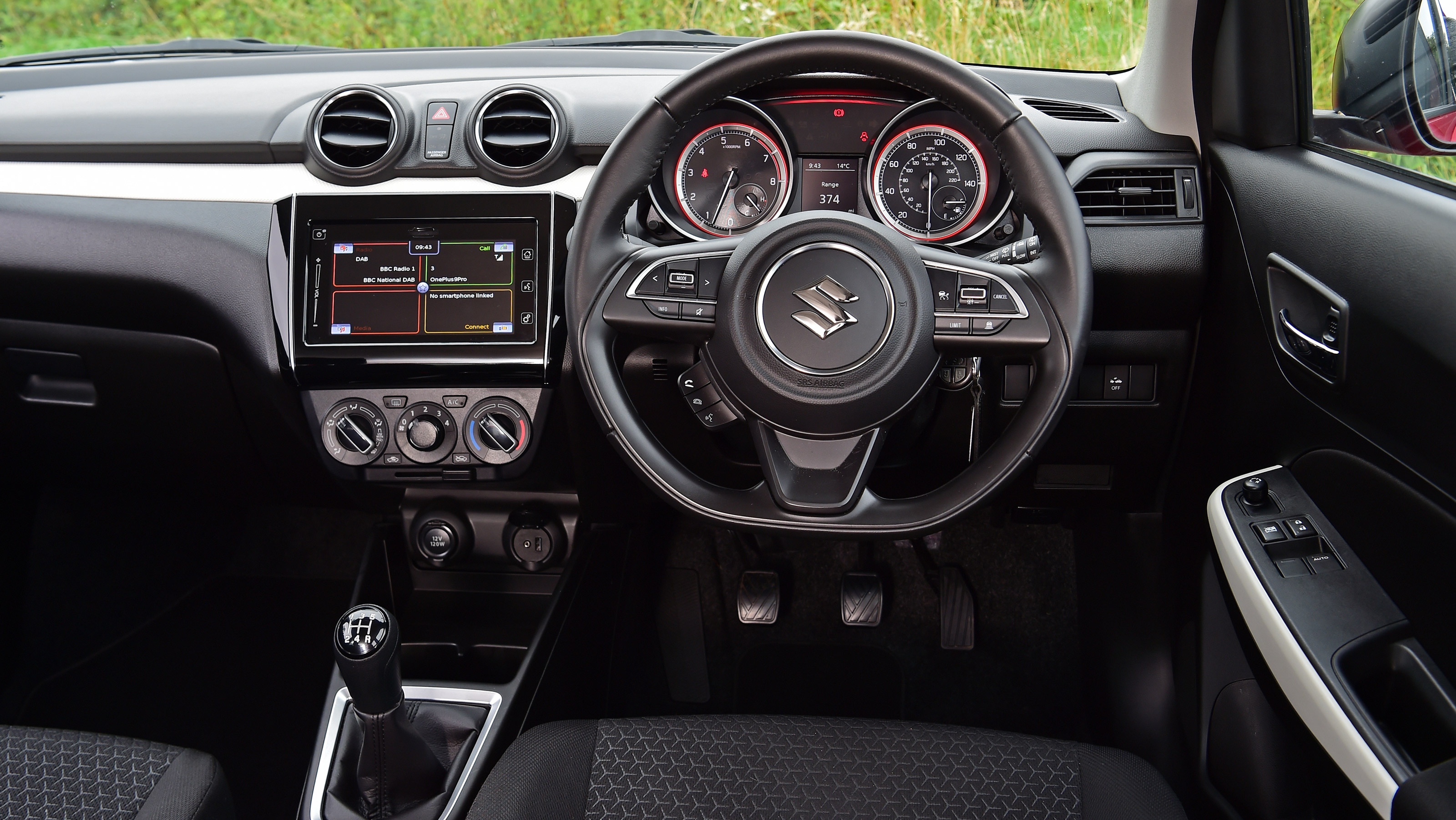 Used Suzuki Swift Mk7 - dash