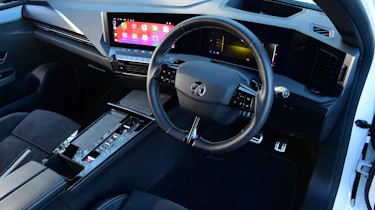Vauxhall Astra GSE PHEV long termer - dash