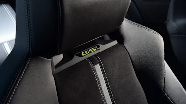 Vauxhall Astra GSE PHEV long termer - seat detail