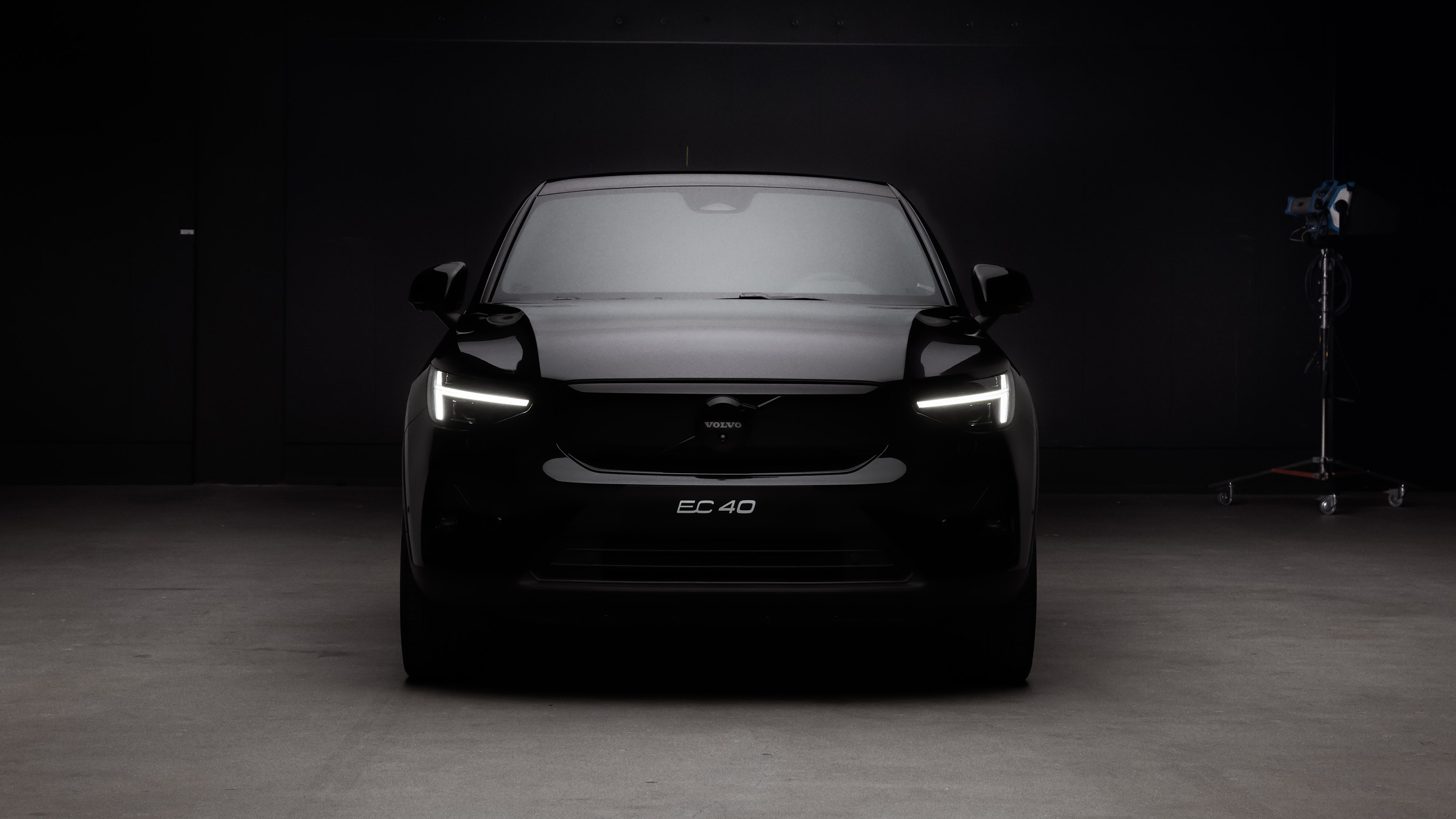Volvo EC40 Black Edition