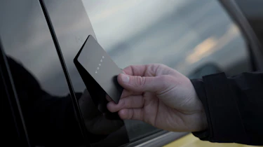Volvo EX30 - card