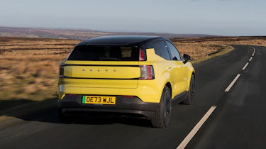 Volvo EX30 - rear tracking