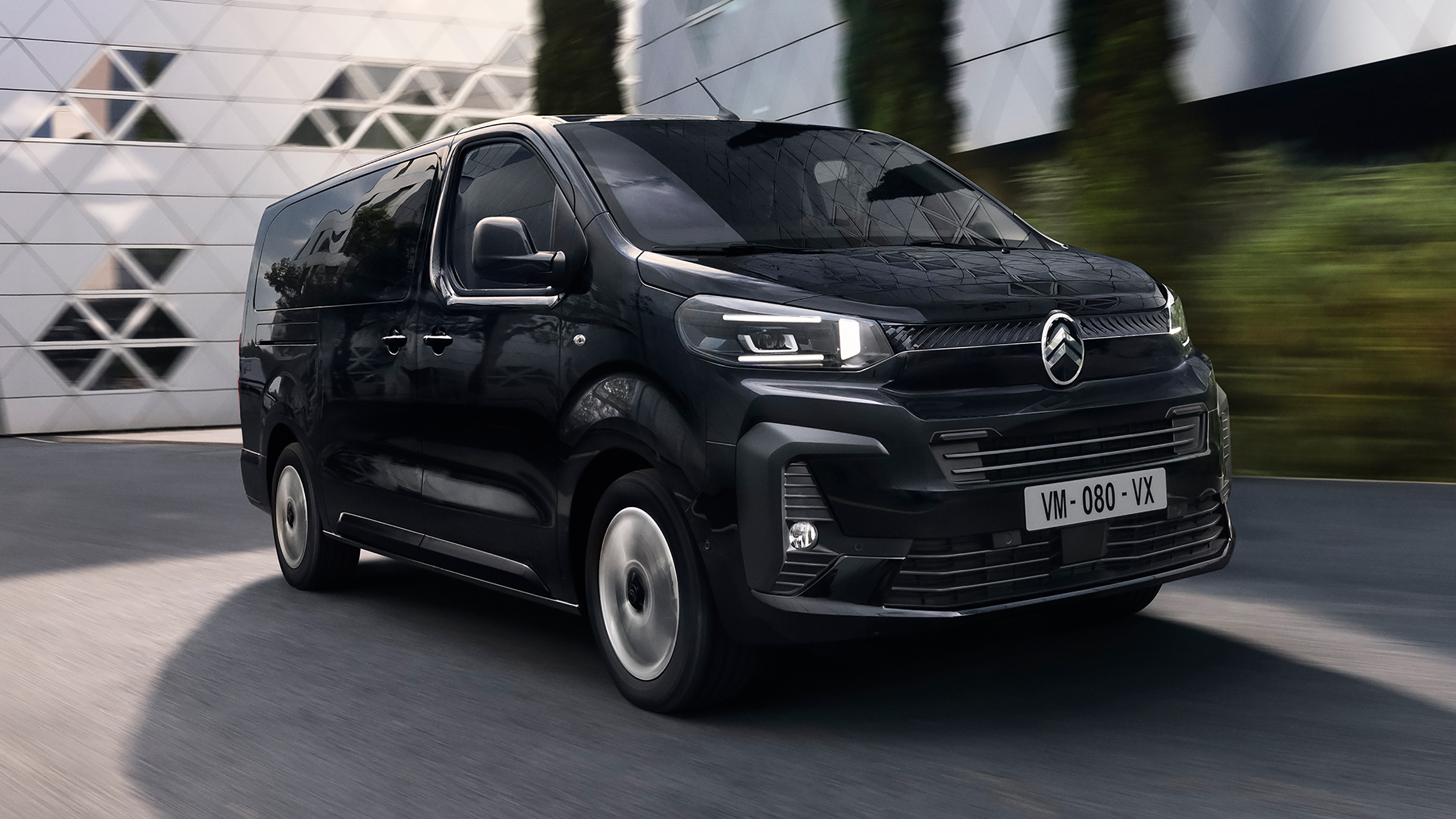 Citroen E-Spacetourer - front