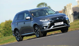 Mitsubishi Outlander PHEV - front cornering