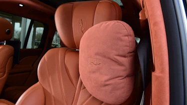 Yangwang U8 - pillow