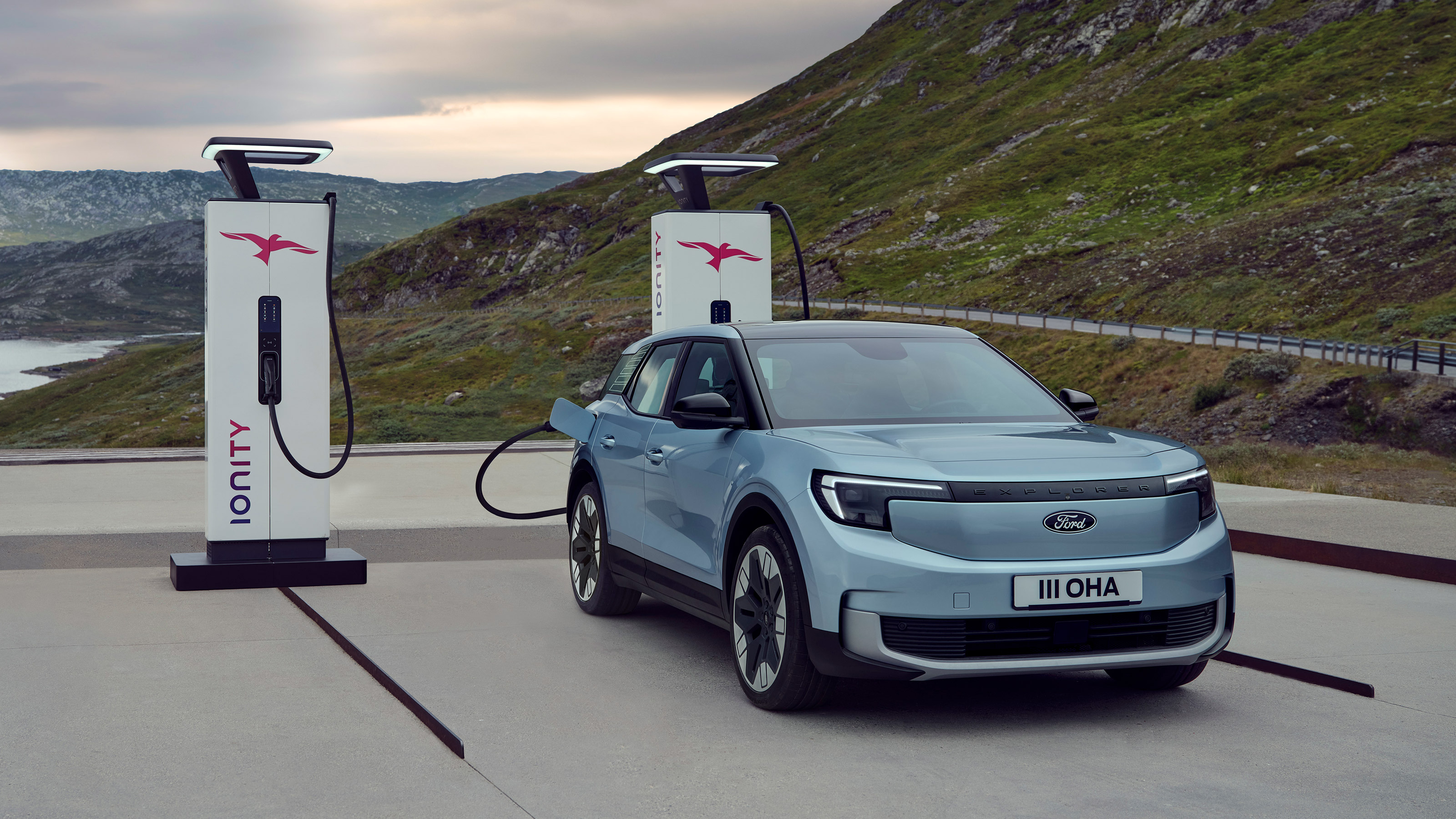 Ford Explorer - charging