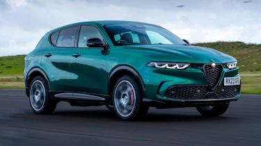 Alfa Romeo Tonale - front tracking