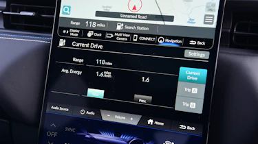 Honda e:Ny1 vs Hyundai Kona Electric - Honda e:Ny1 infotainment screen