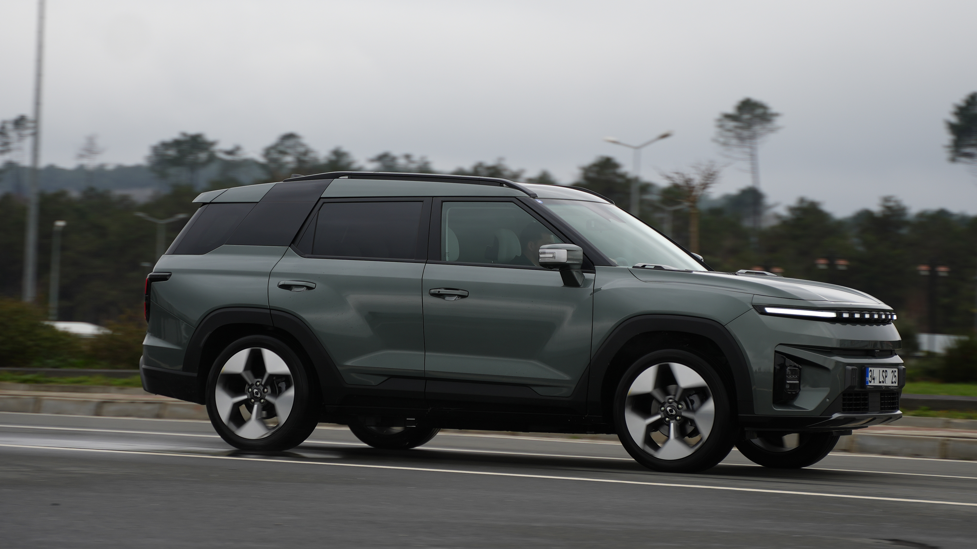 KGM Torres EVX driving