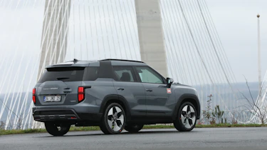 KGM Torres EVX rear