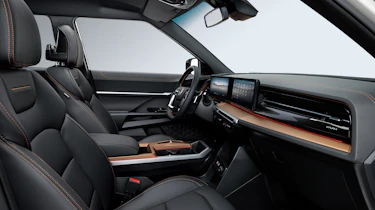 KGM Torres EVX interior black