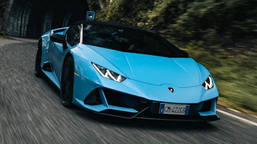 Lamborghini Huracan Evo Spyder - front