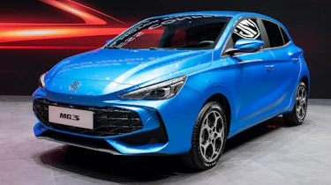 MG3 Hybrid+ - front 3/4 static
