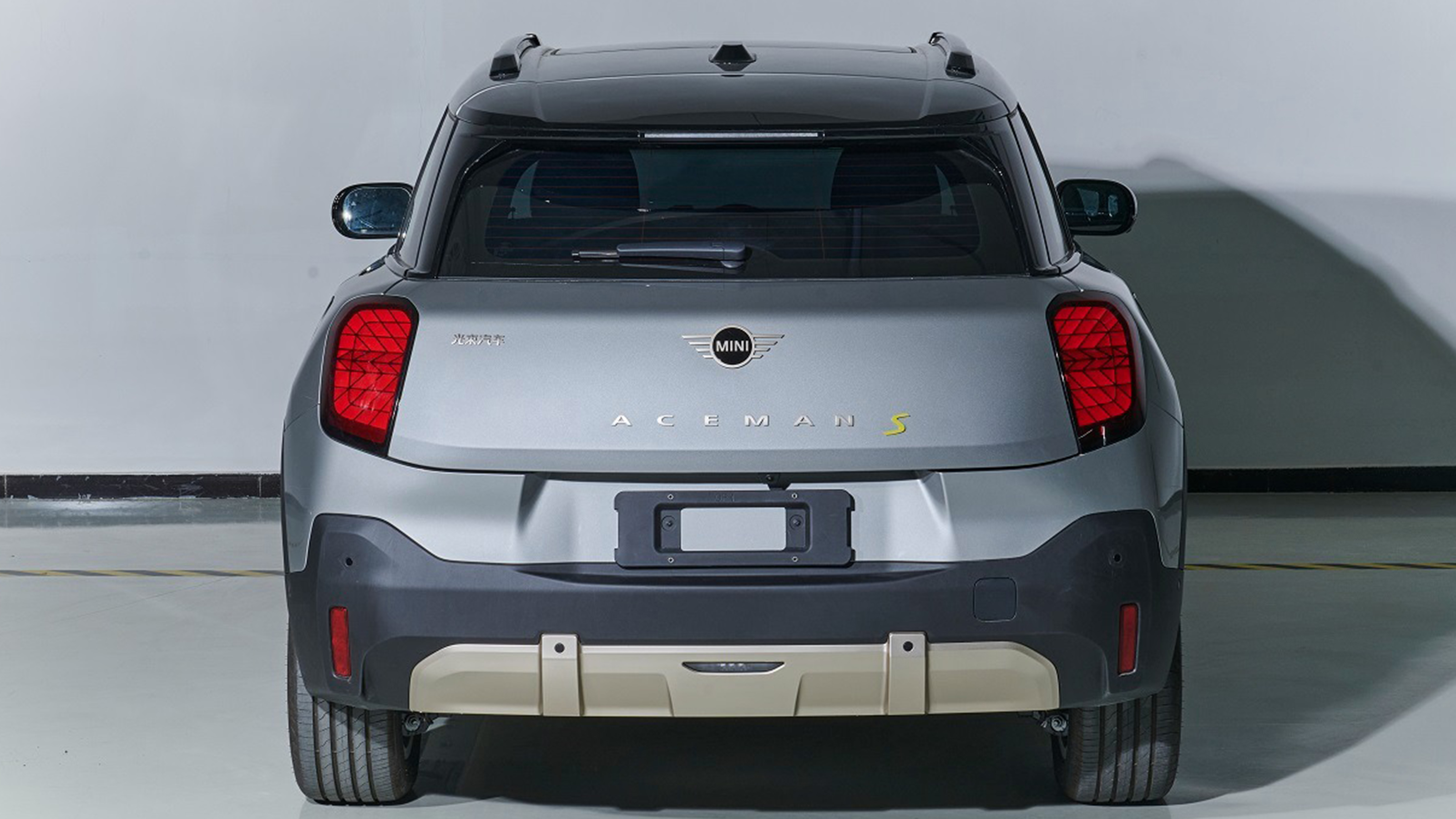 MINI Aceman - rear