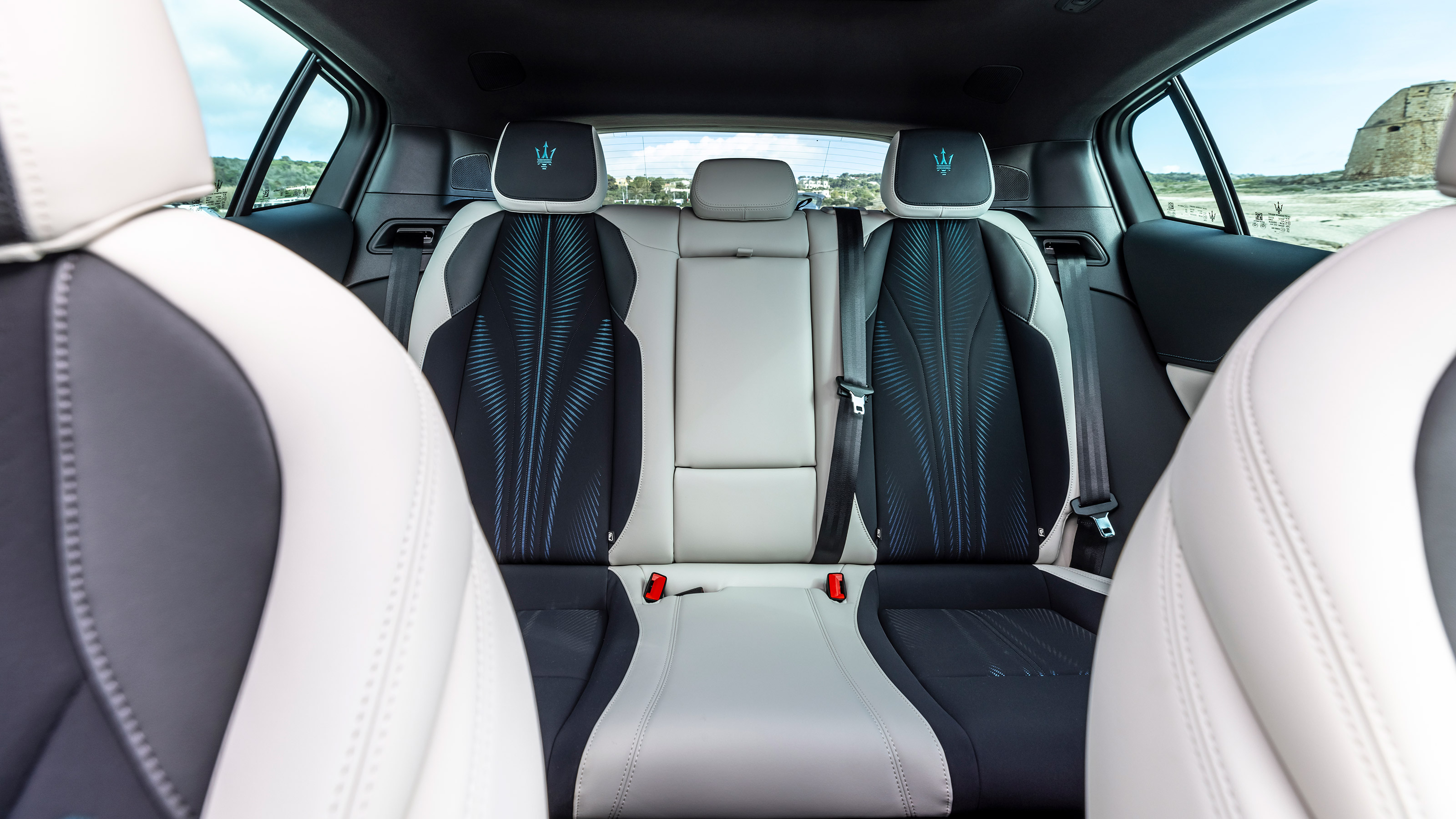 Maserati Grecale Folgore - interior