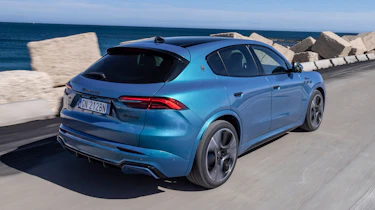 Maserati Grecale Folgore - rear tracking