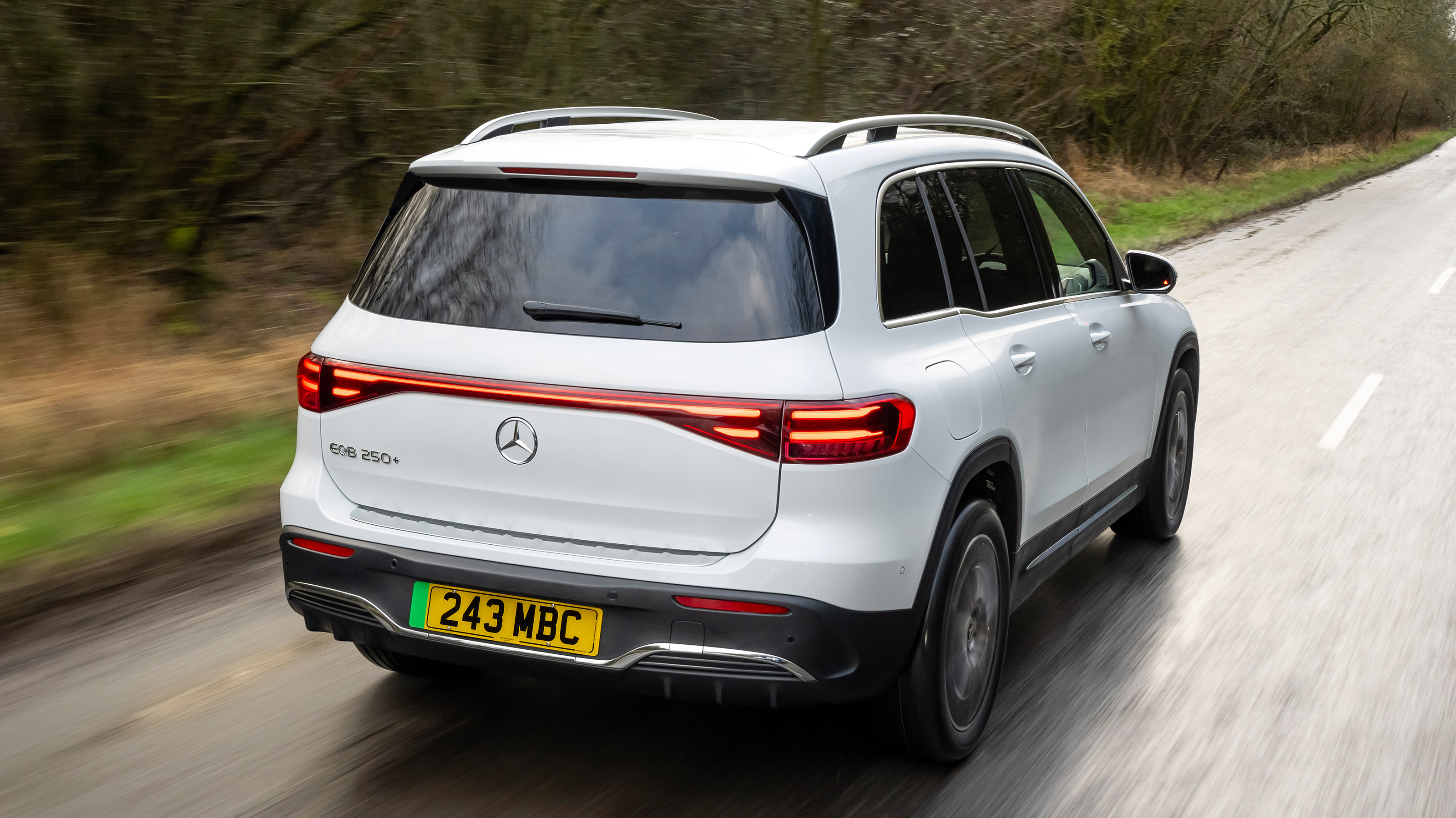 Mercedes EQB 250+ AMG Line Executive - rear