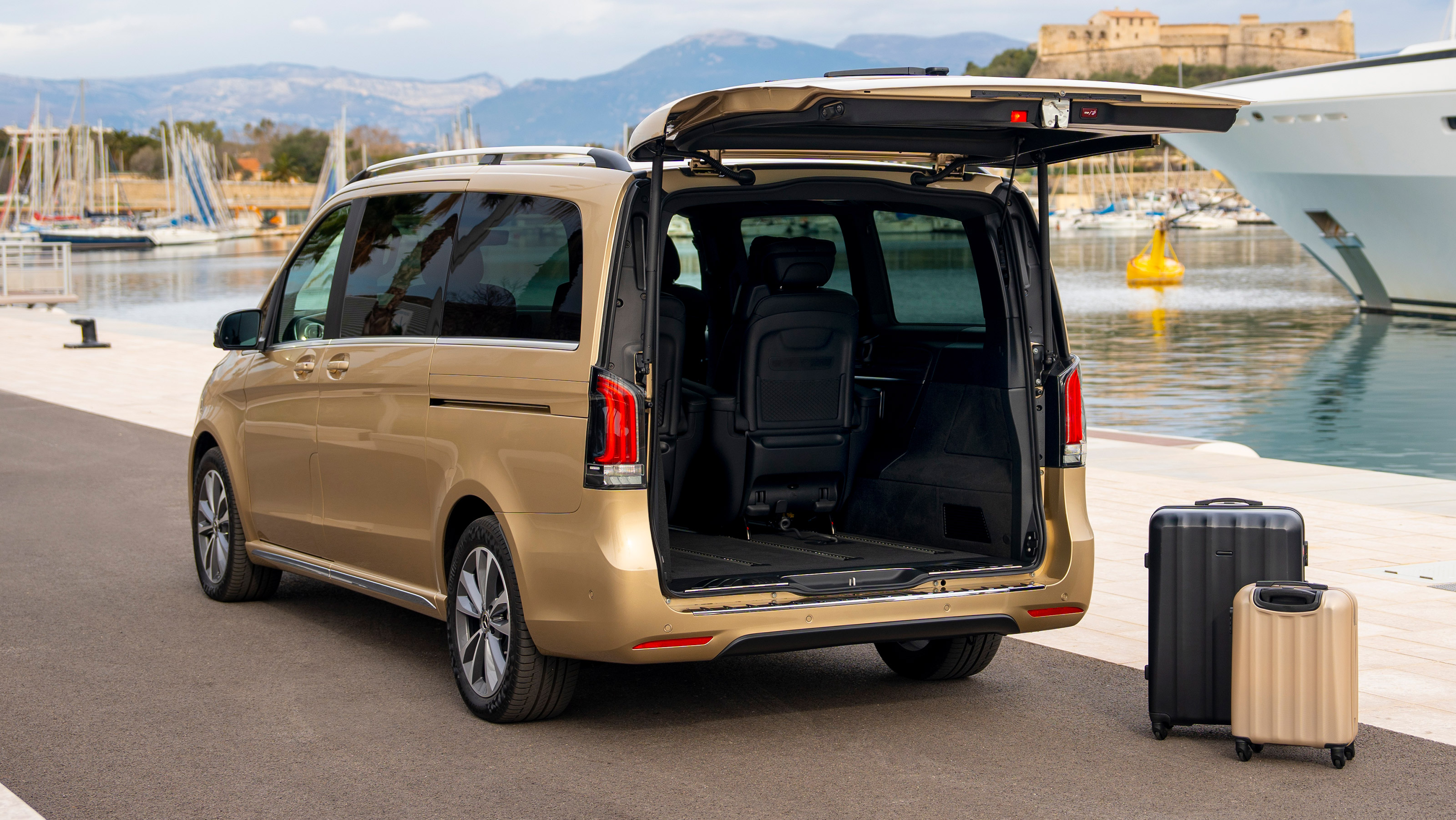 Mercedes EQV - rear static