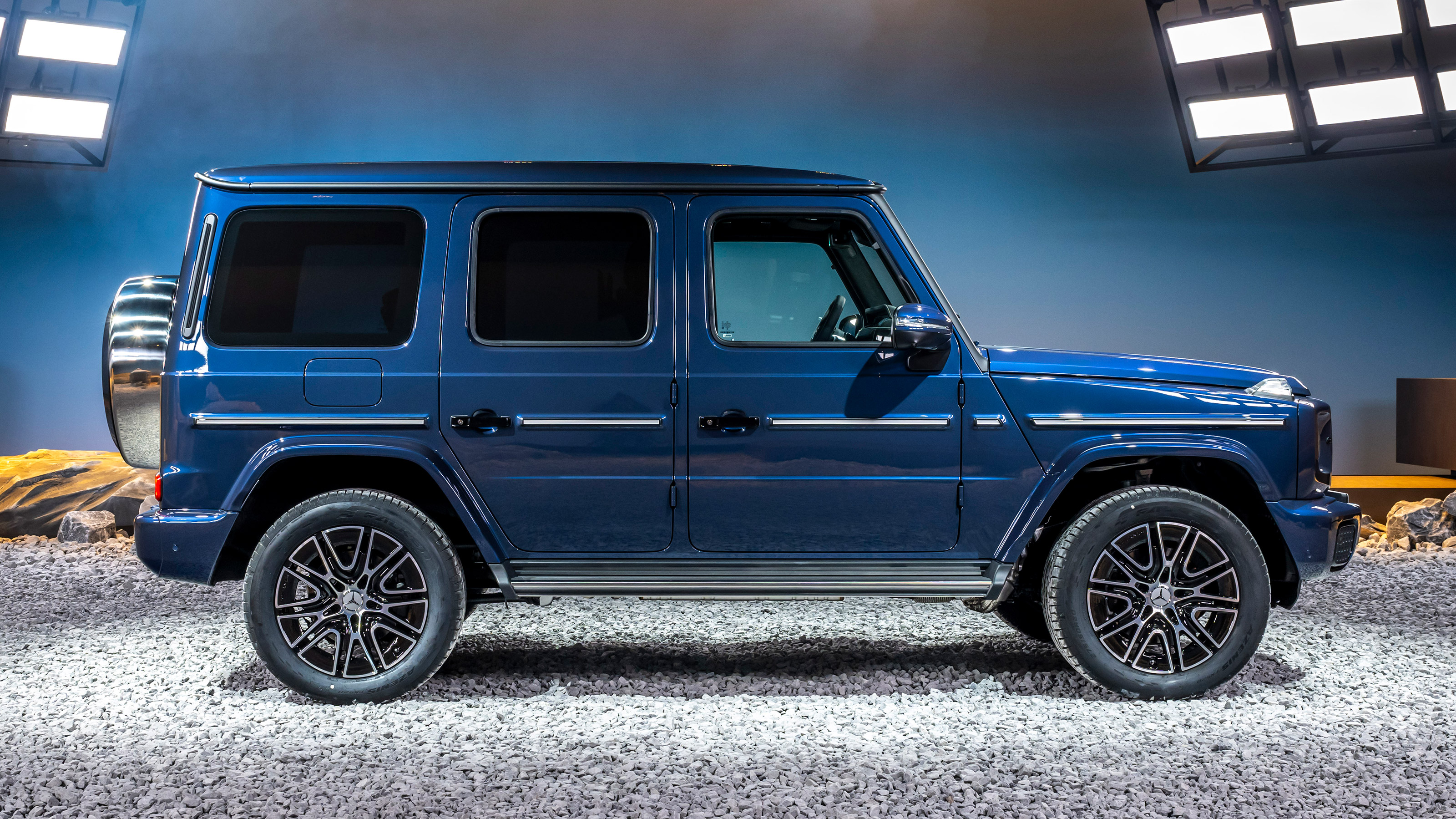 Mercedes G 500 - side