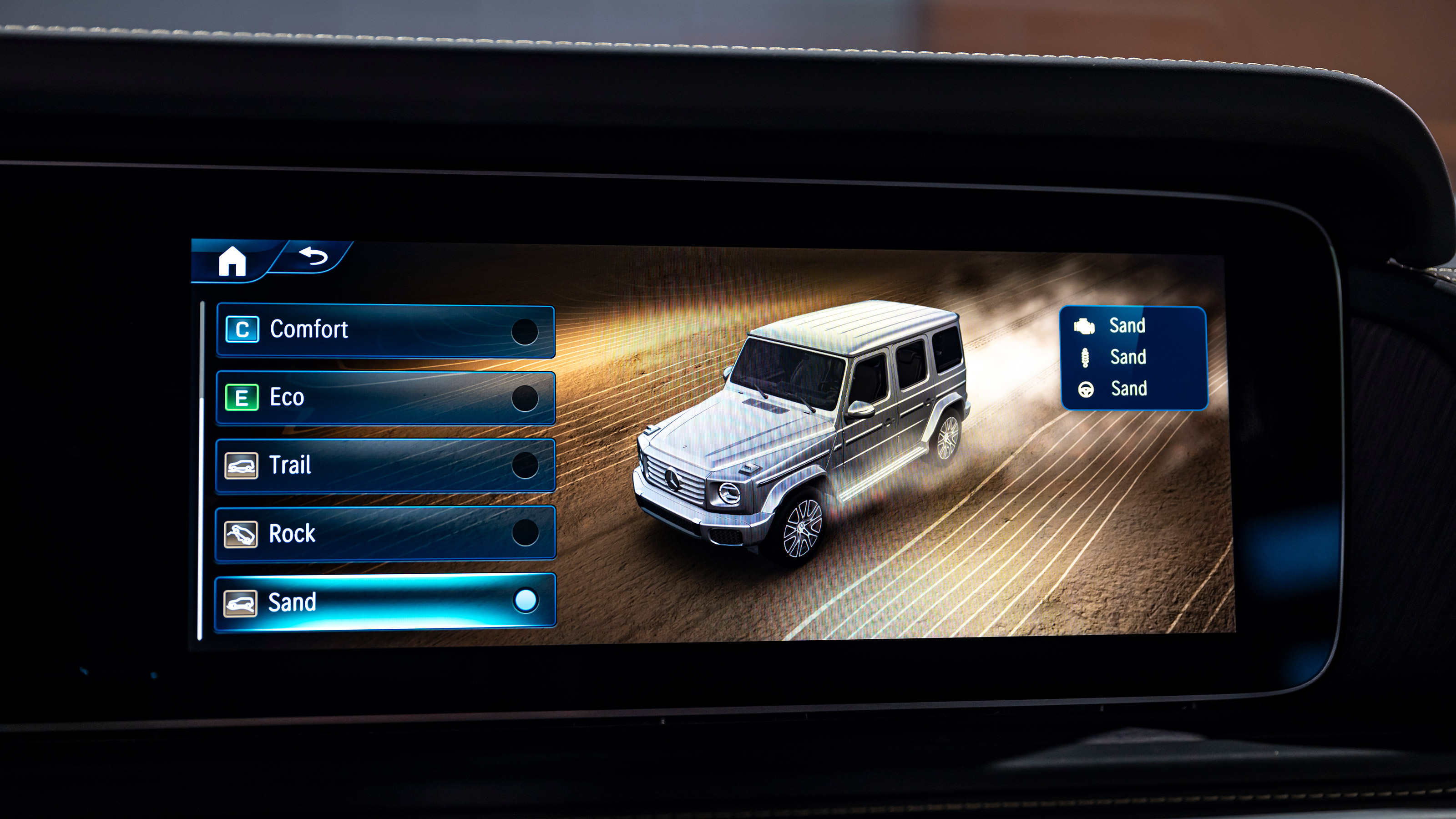 Mercedes G 500 - screen
