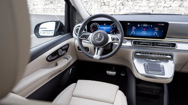 Mercedes V-Class - dash
