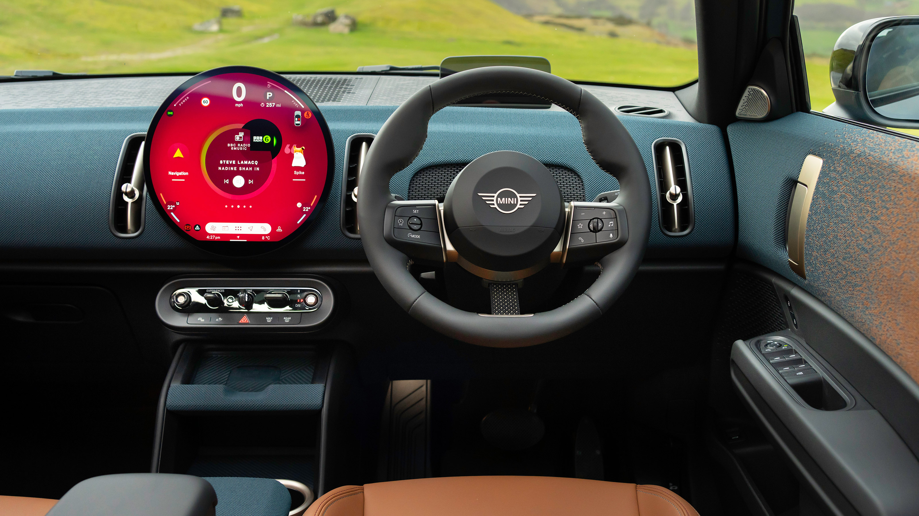 New MINI Countryman Cooper Exclusive - dash