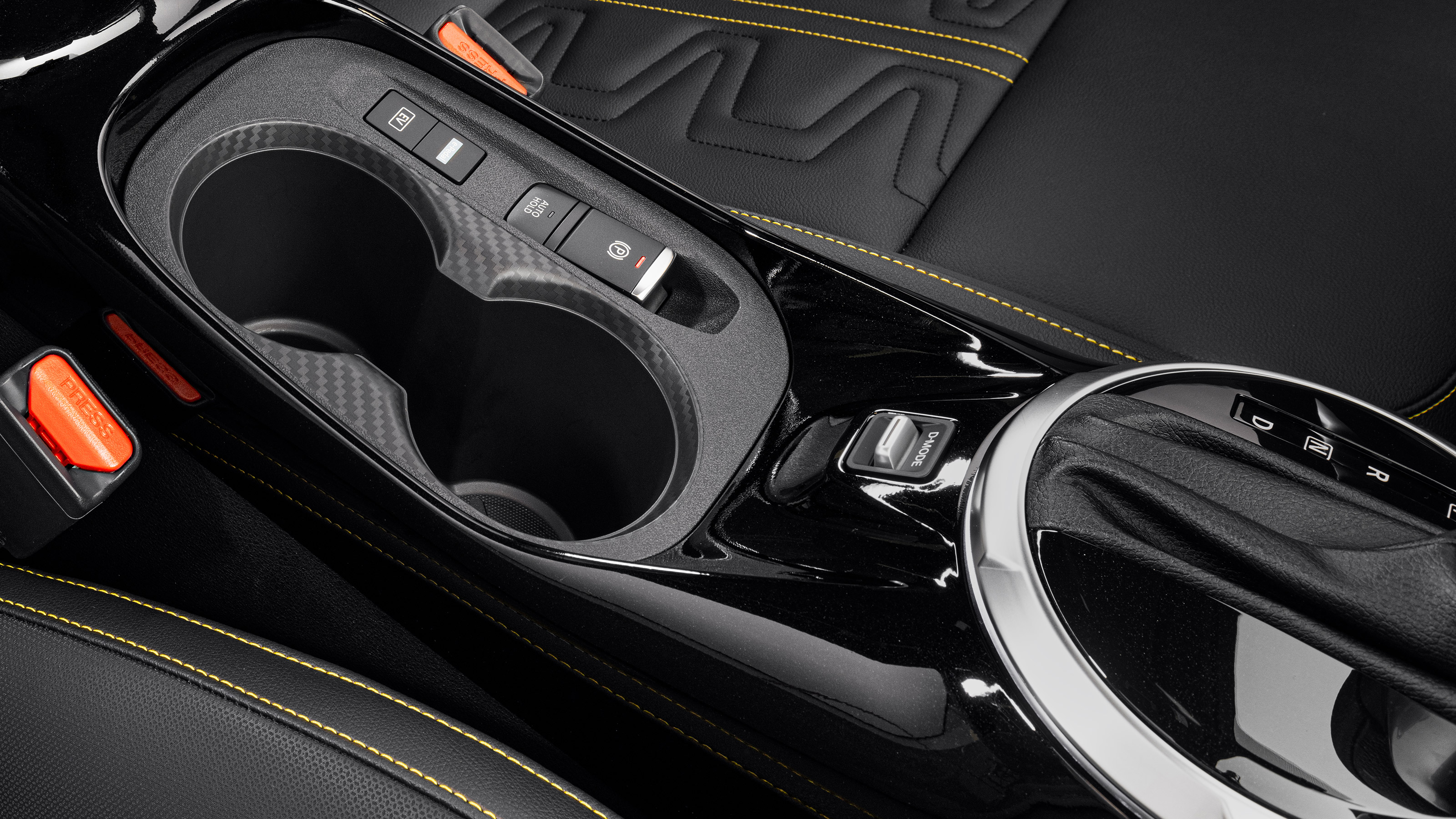 Nissan Juke - interior