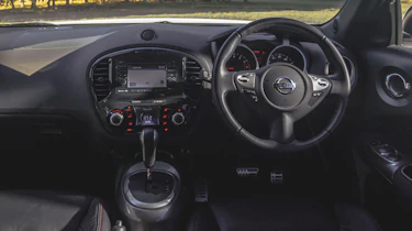 Nissan Juke Mk1 - dash
