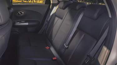 Nissan Juke Mk1 - rear seats