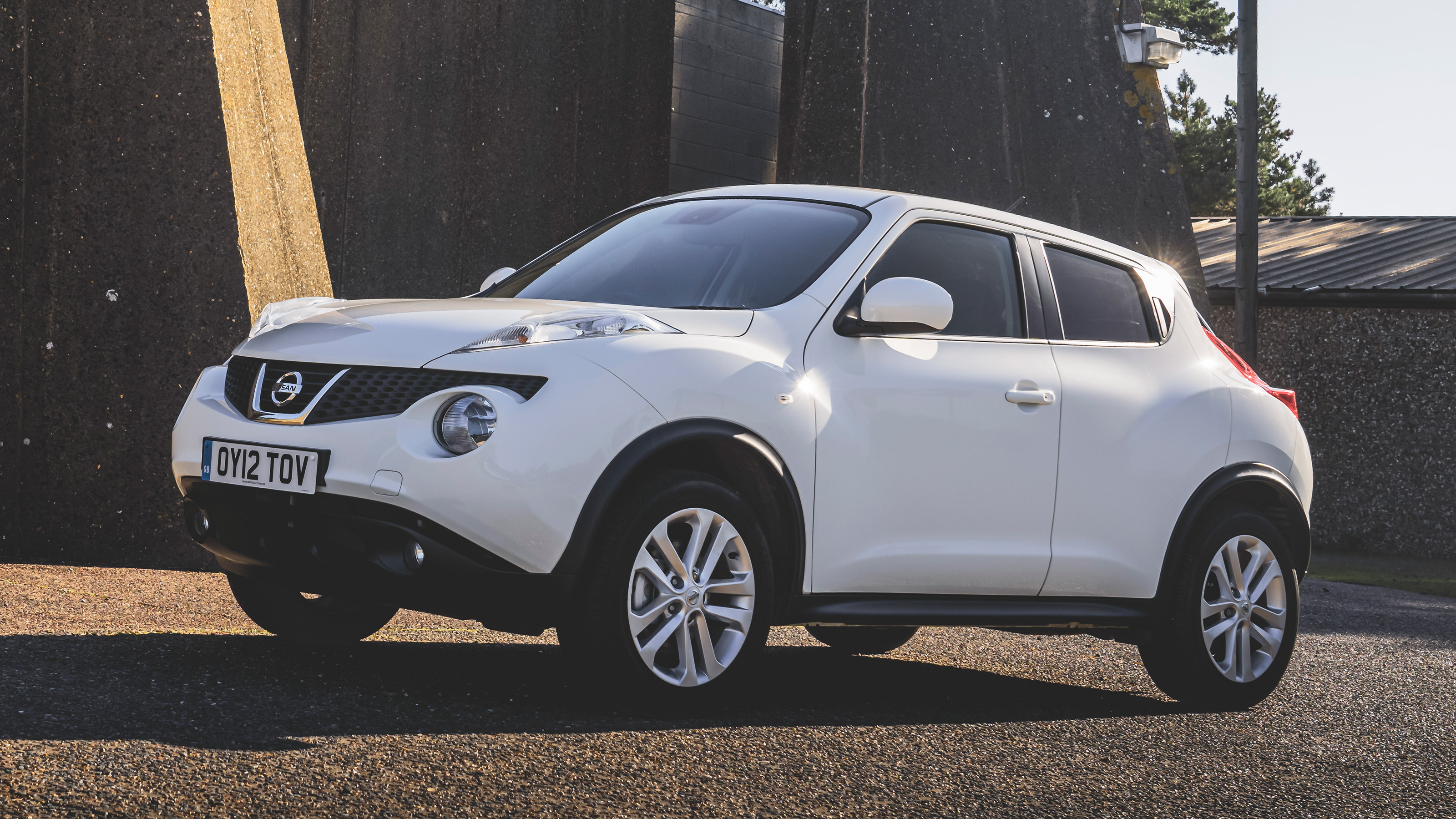 Nissan Juke Mk1 - front static