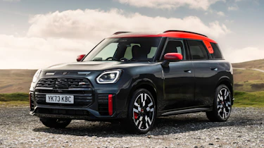 MINI Countryman JCW UK - front static