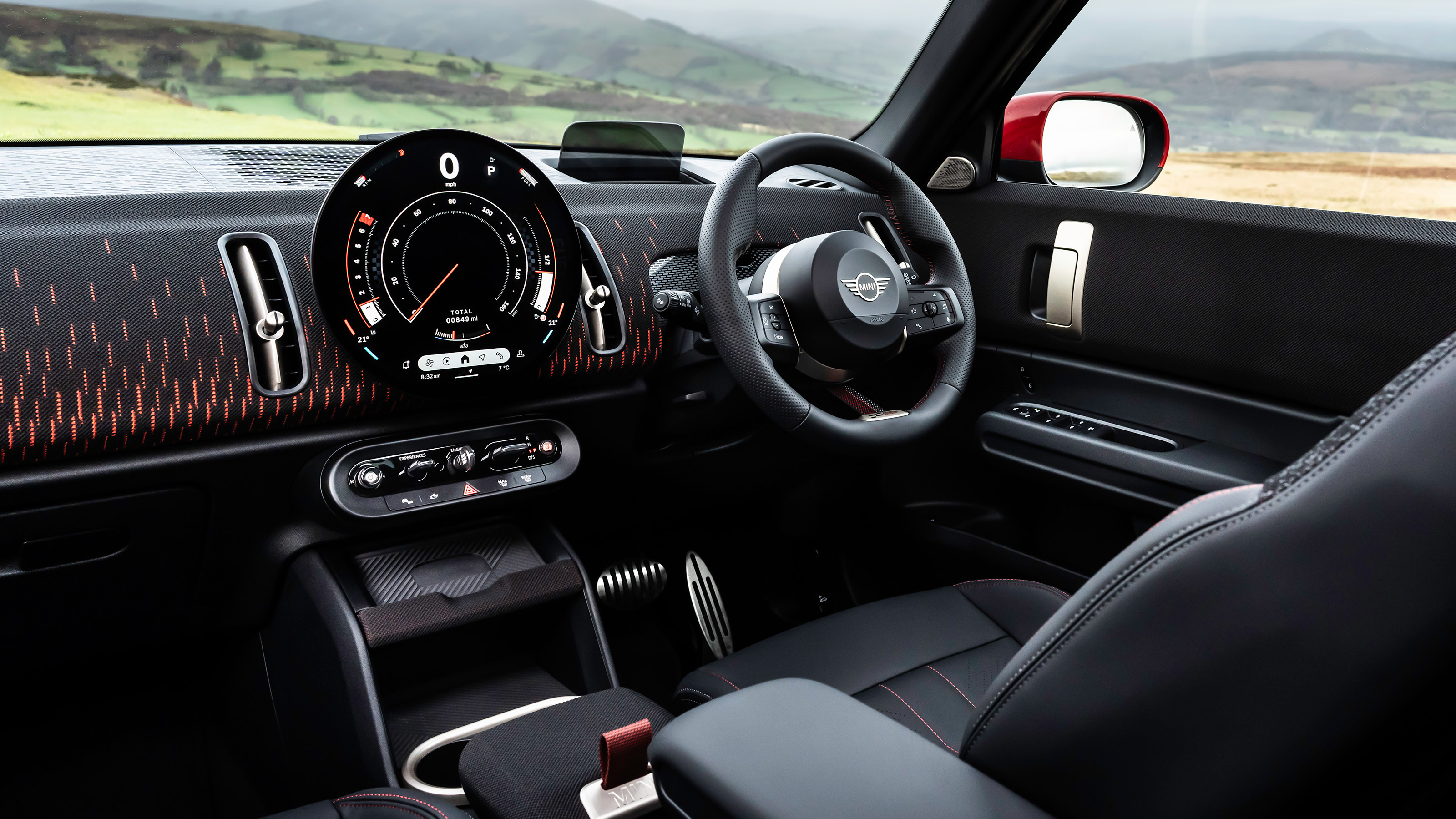 MINI Countryman JCW UK - cabin