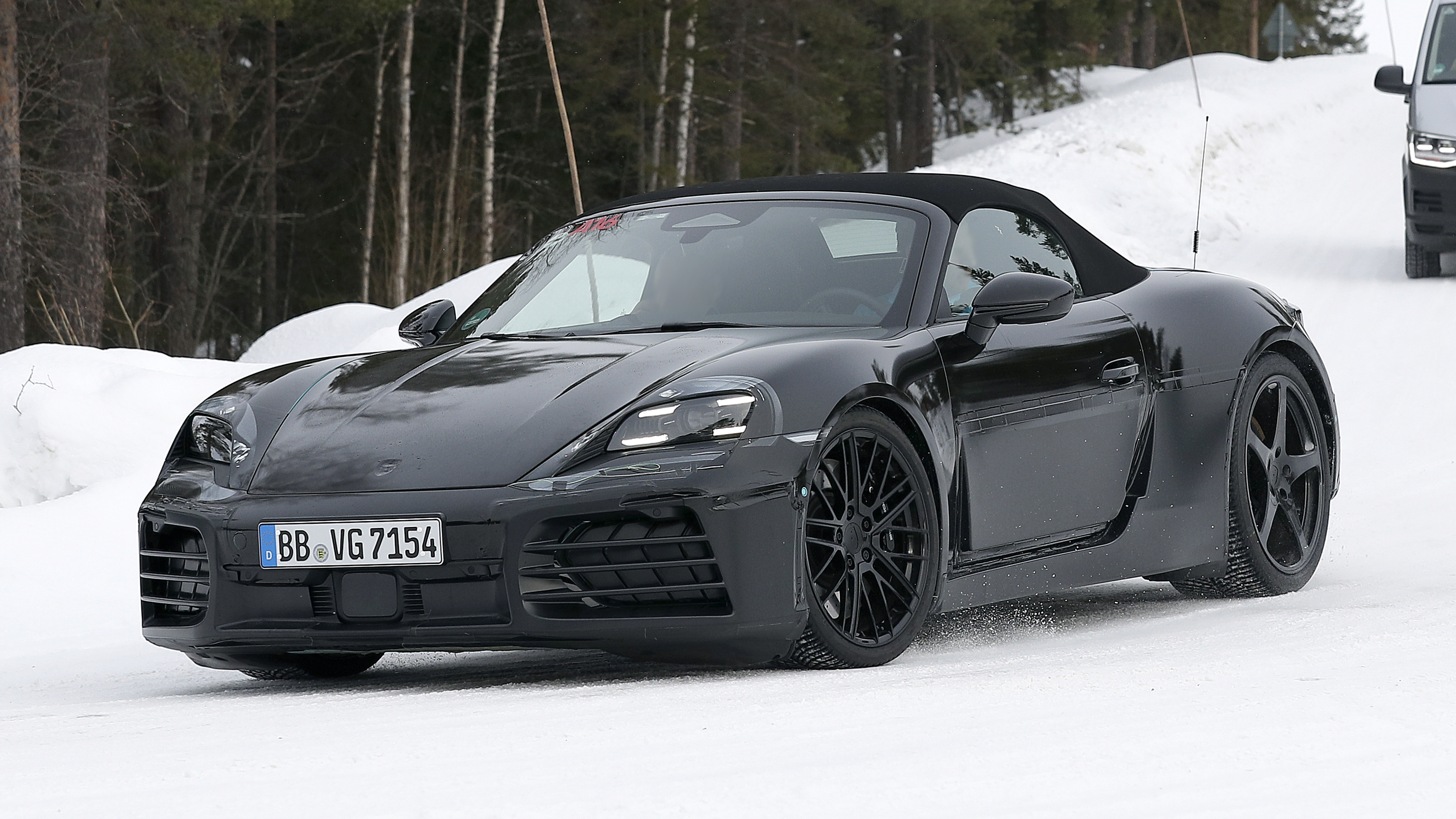 Porsche Boxster 718 EV - front 
