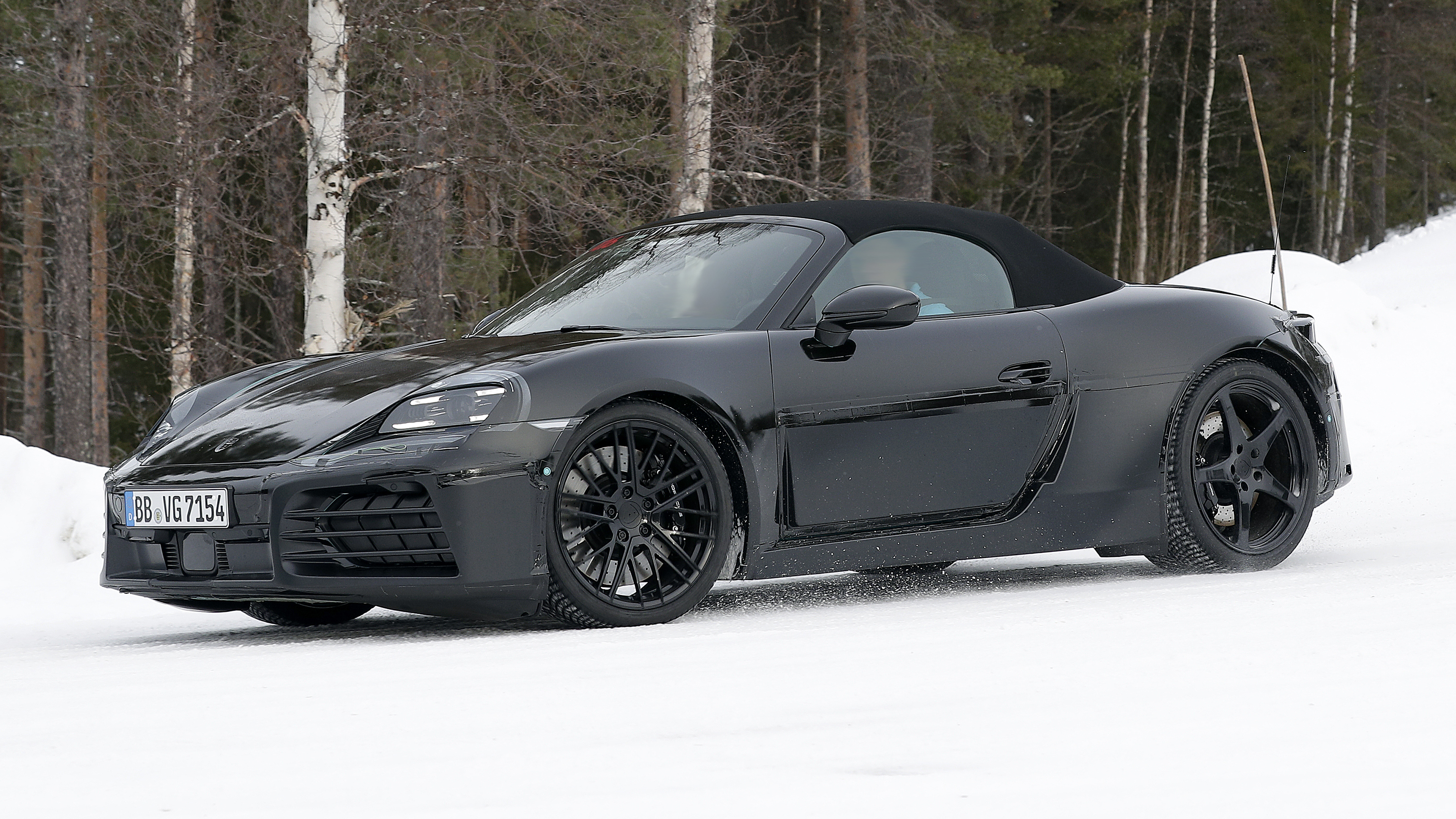 Porsche Boxster 718 EV - front cornering