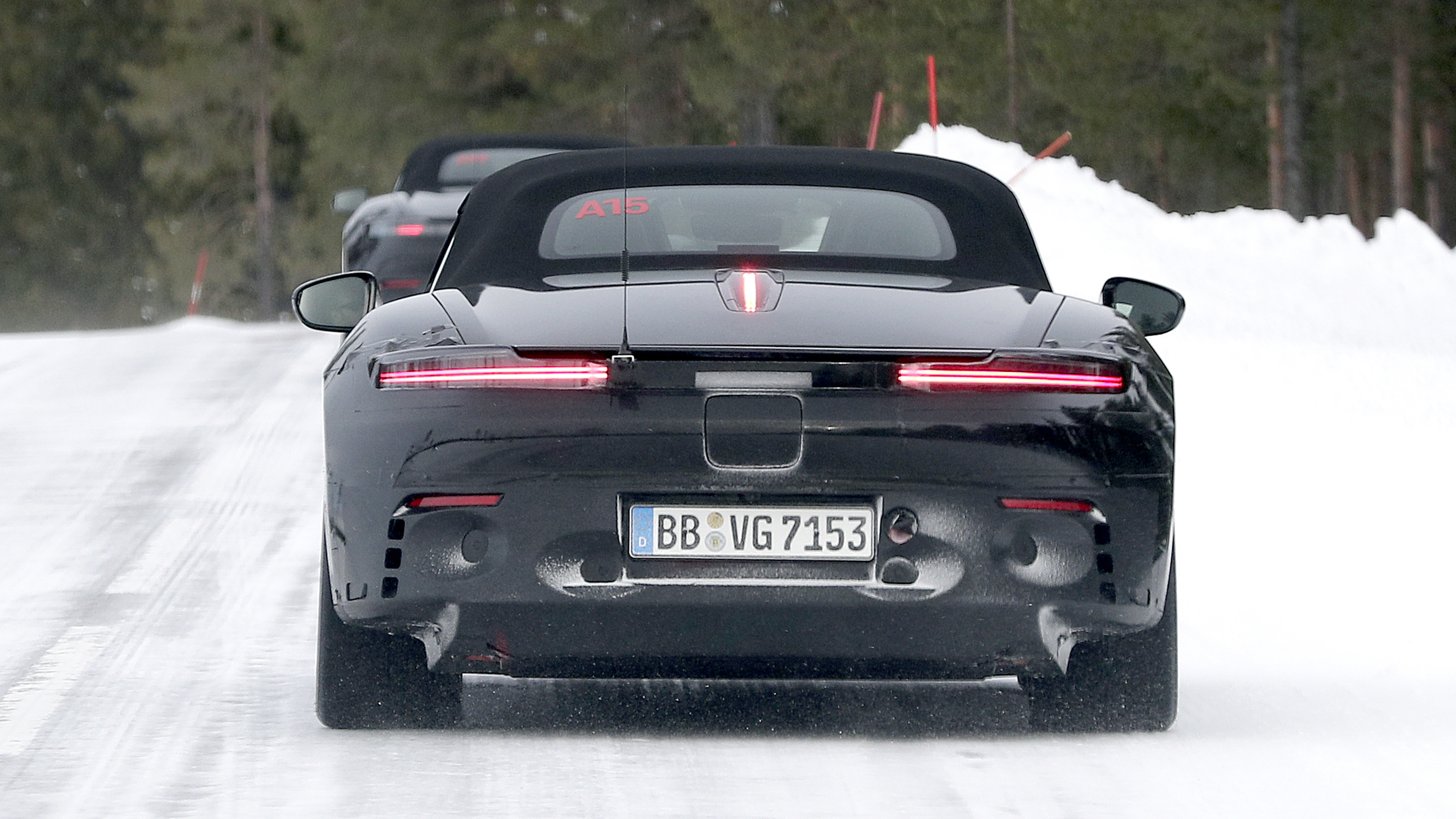 Porsche Boxster 718 EV - rear 