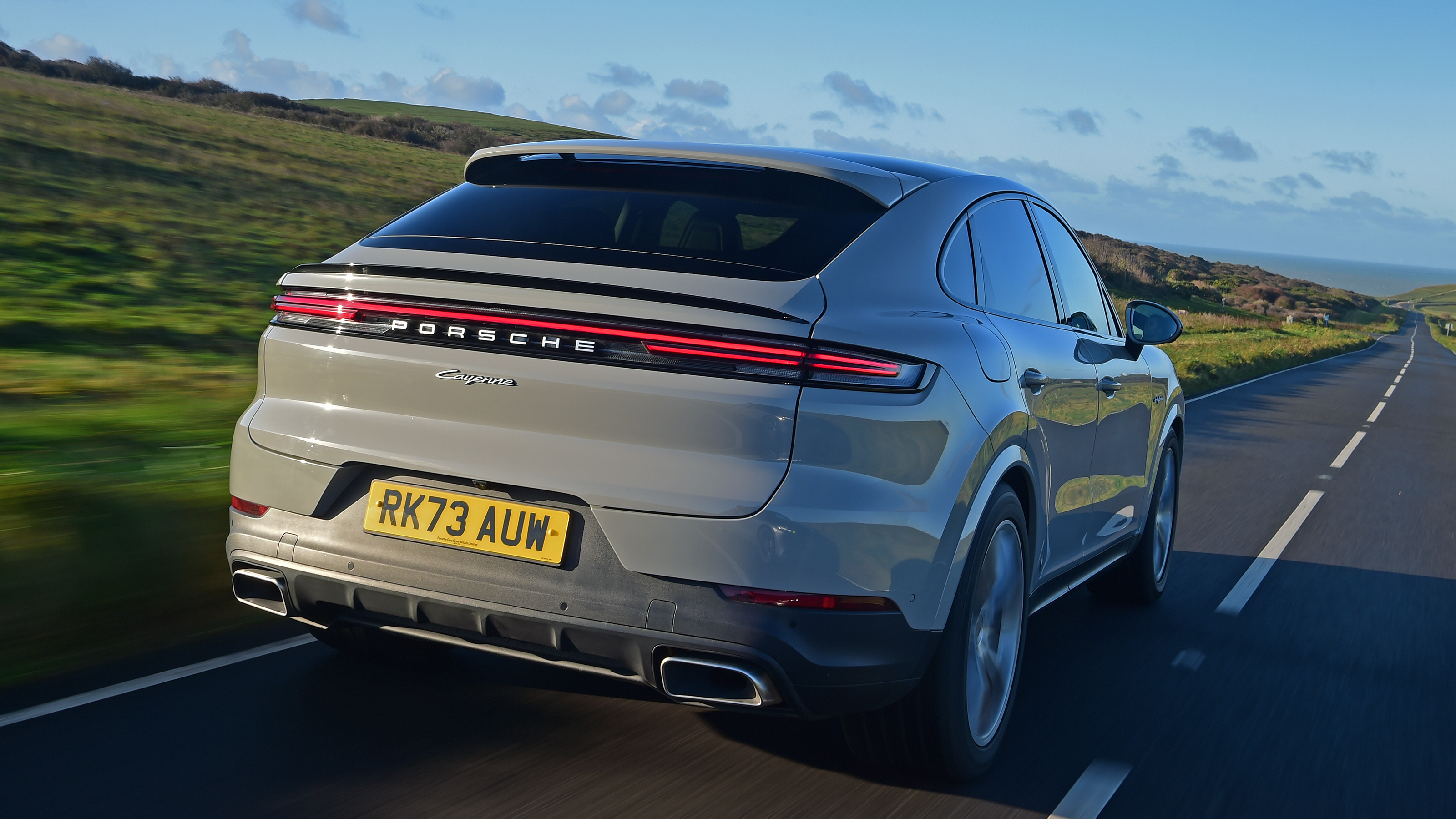 Porsche Cayenne vs BMW X5 - Porsche Cayenne rear tracking 