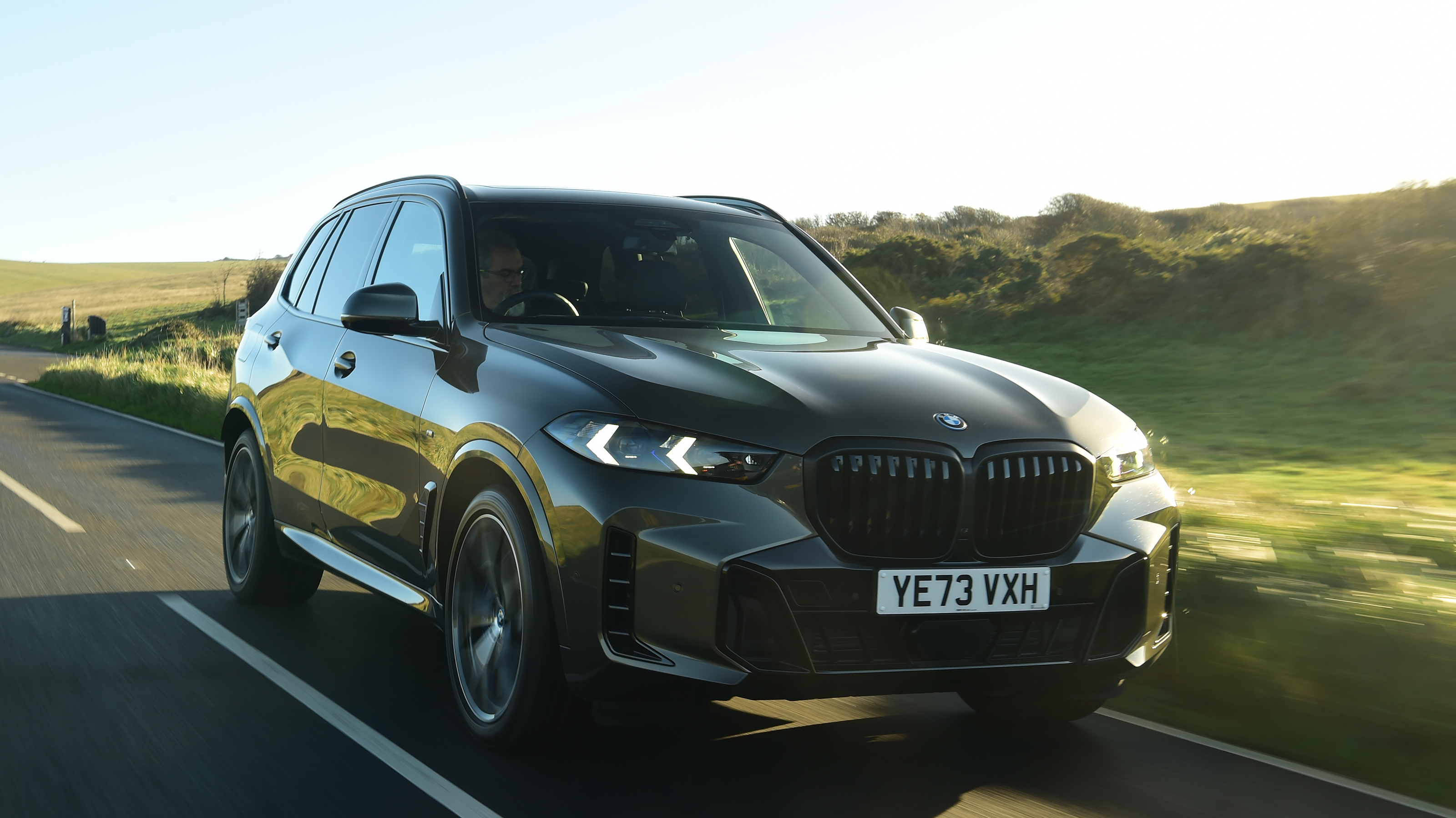 BMW X5 - front tracking 