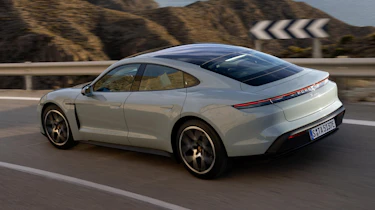 Porsche Taycan 4S facelift - rear action