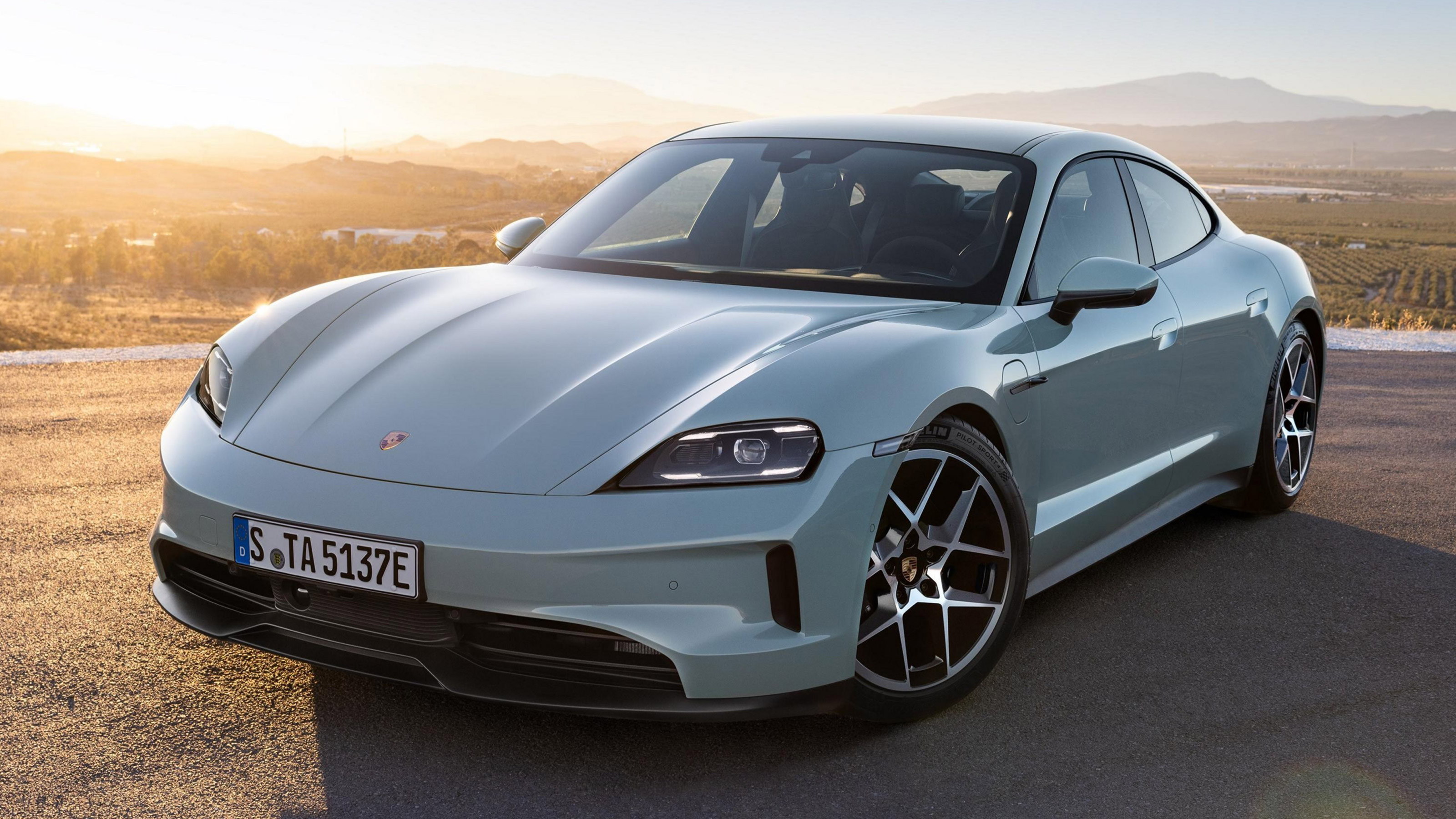 Porsche Taycan 4S facelift - front