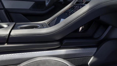 Porsche Taycan 4S facelift - interior