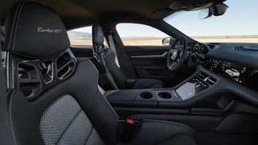 Porsche Taycan Turbo GT - seats