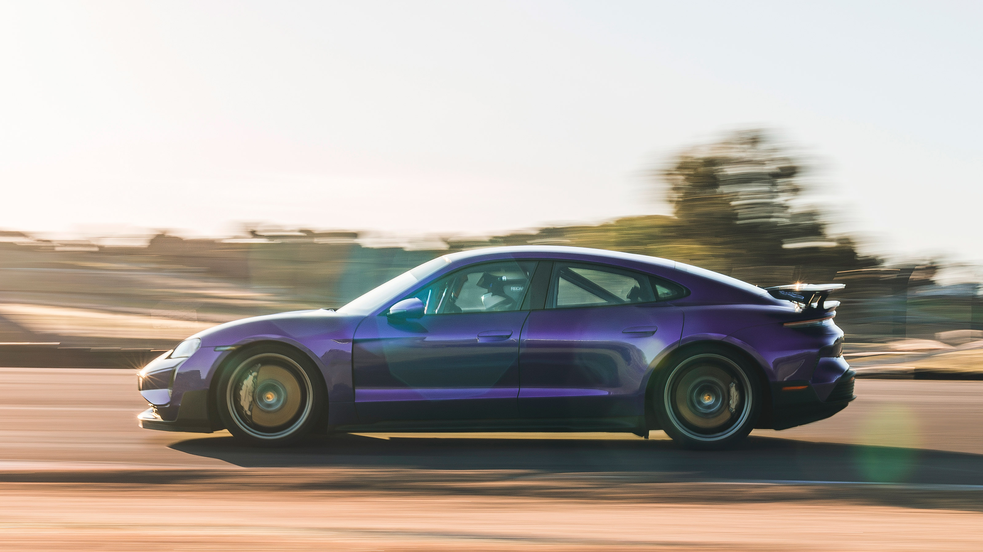 Porsche Taycan Turbo GT - side