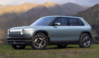 Rivian R3 - front