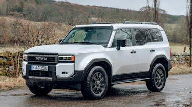 Toyota Land Cruiser - front static