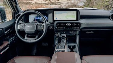 Toyota Land Cruiser - cabin