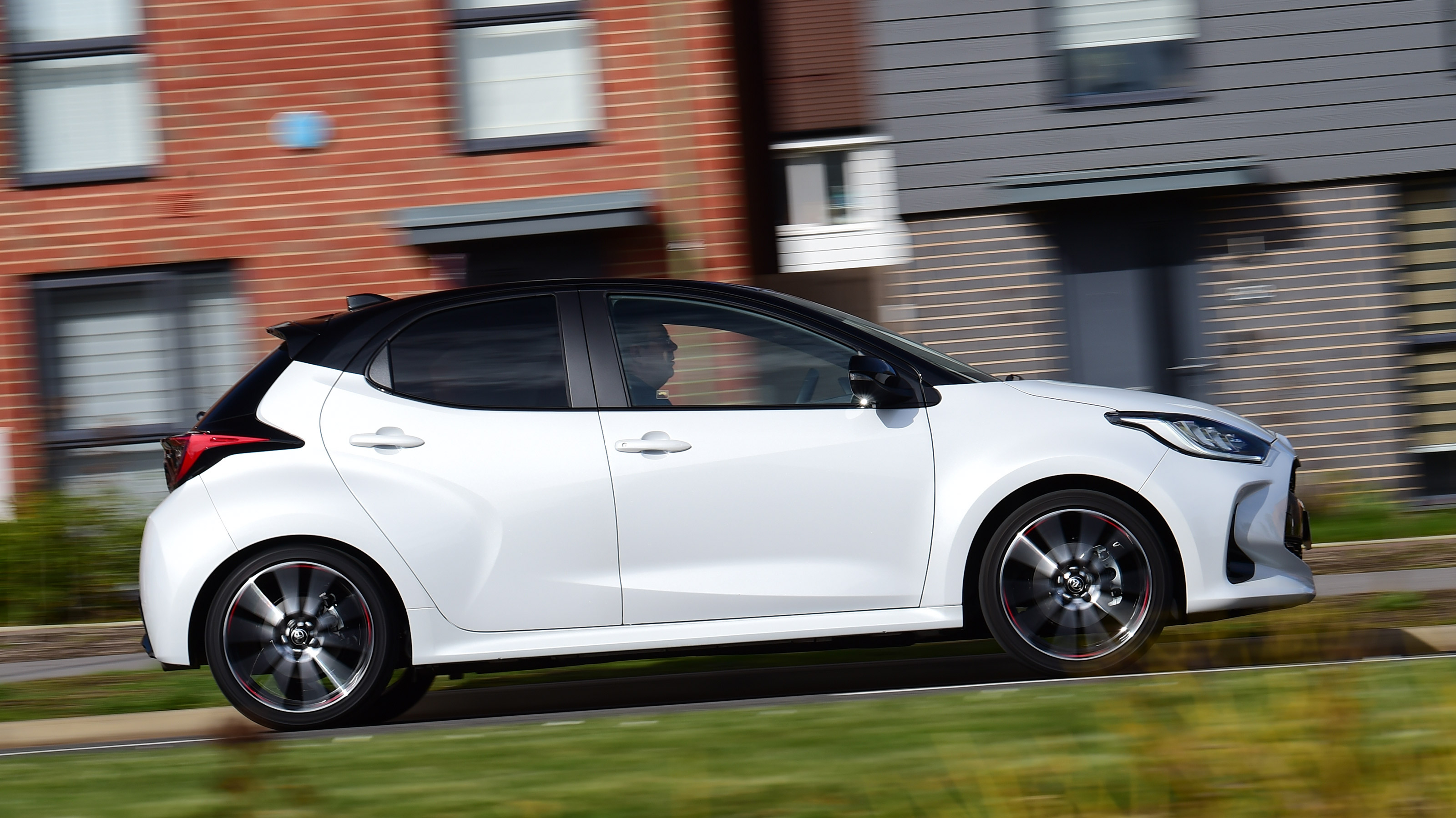Toyota Yaris GR Sport hybrid - side