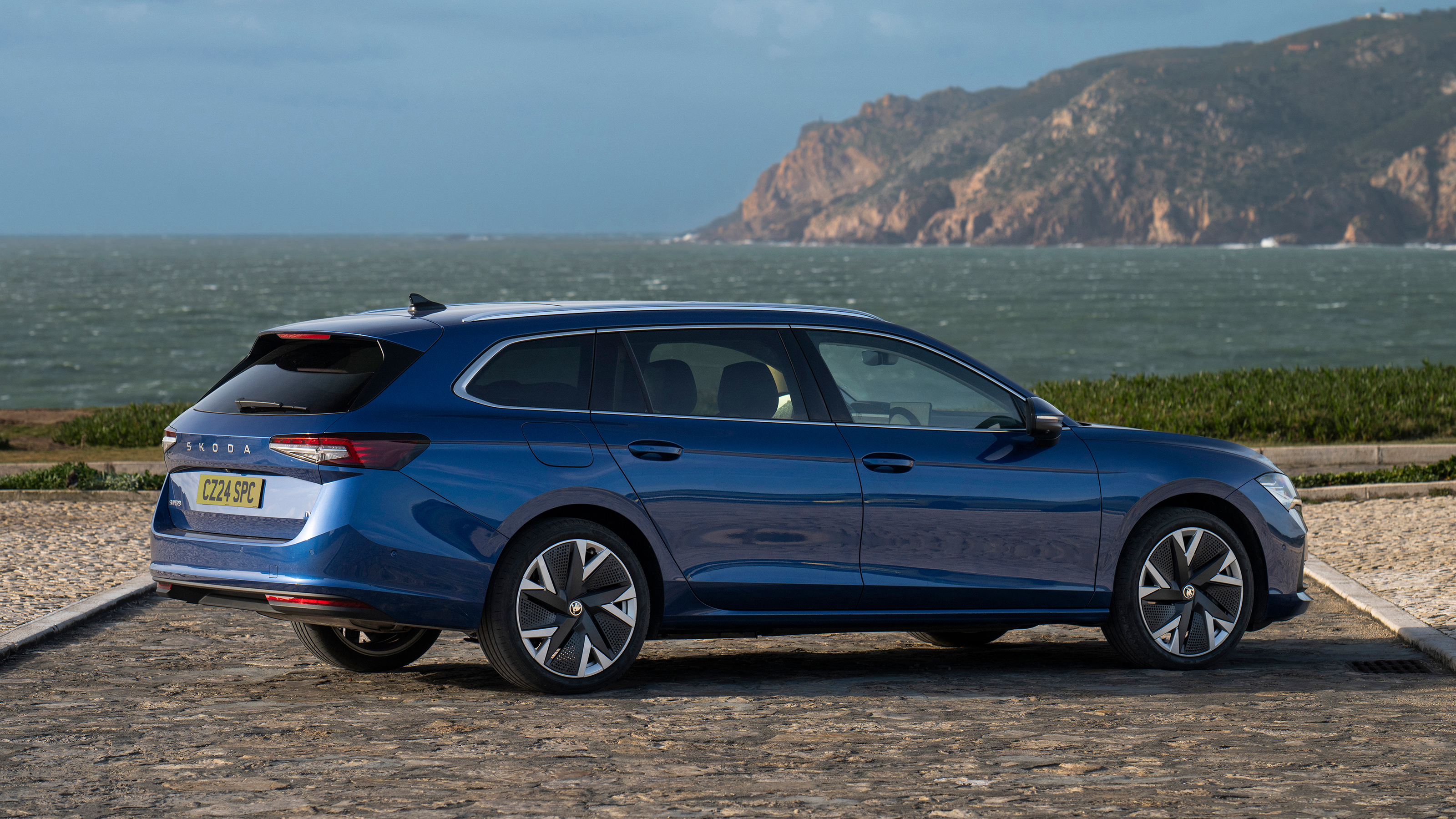 Skoda Superb Estate (Cobalt Blue) - rear static