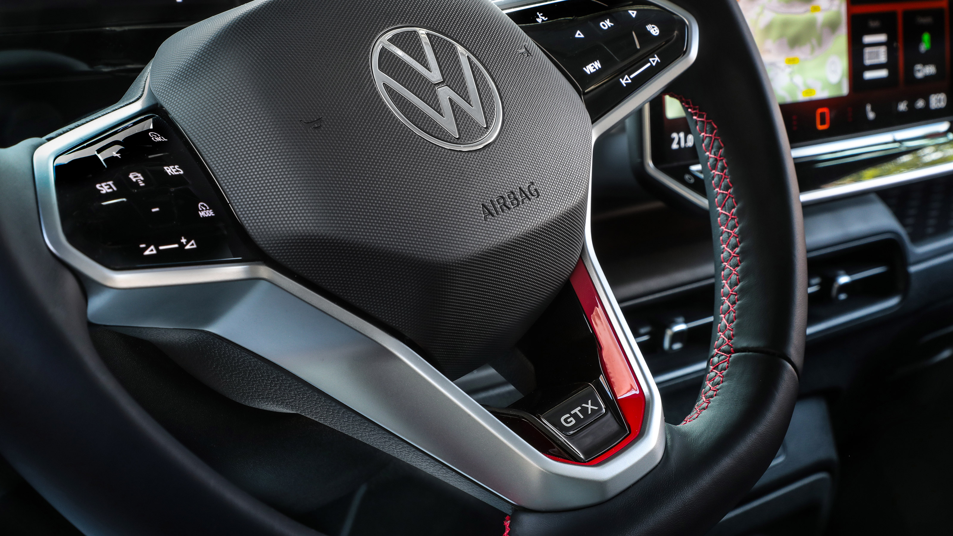 Volkswagen ID. Buzz GTX - steering wheel